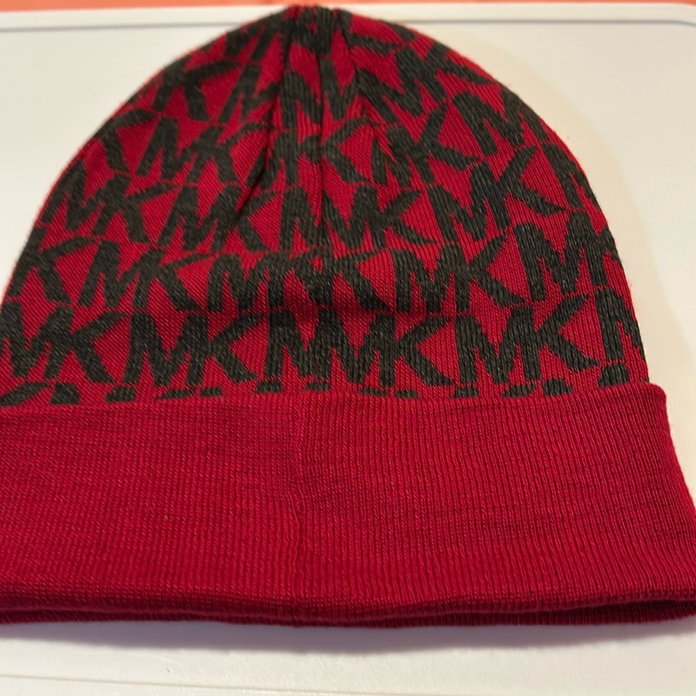 Michael Kors Nwot Signaturere Logo Knit Hat